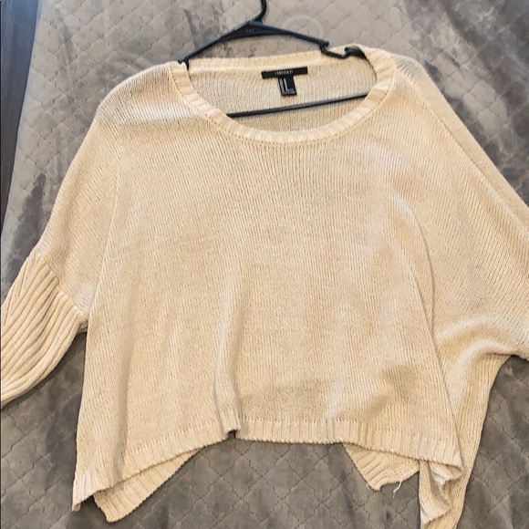 Sweater - Picture 1 of 2